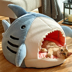 PET NEST - Shark - Shaped Bed for Cats and Dogs - Warm, Semi - Closed Design with Mat - Available in Blue and Grey - Best Gifter Ever: Everyday Items and Unique Gifts for Ski, Snowboard, Travel, and More