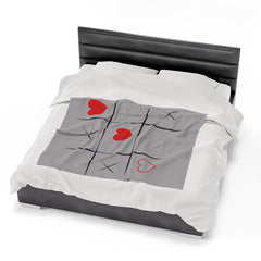 XOXO Game Velveteen Plush Blanket - Add a Touch of Coziness to Your Home. Celebrate Love and Romance. - Best Gifter Ever: Unwrap Your Passion: Ski. Snowboard. Travel. Love. Play. Shop.